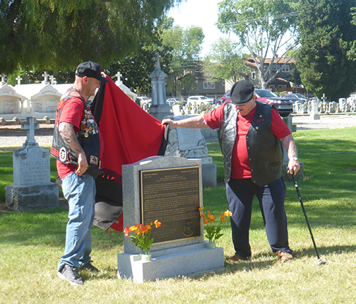 Photo of plaque unveiling - After